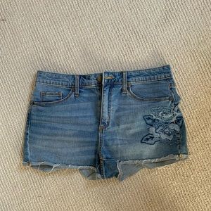 Embroidered Denim Shorts (worm once)